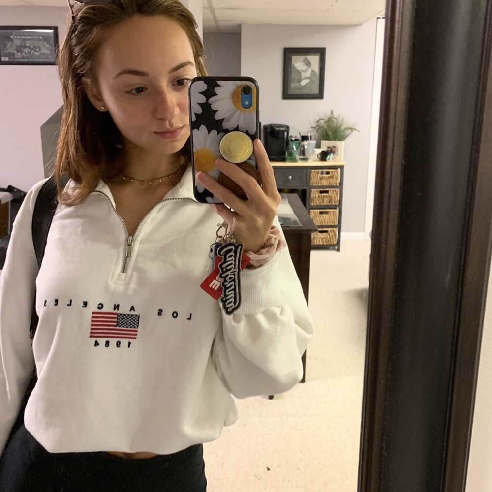 John Galt/Brandy Melville LA quarter zip pullover